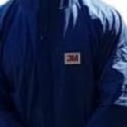 En una de las imágenes que circulan en redes sociales se ven dos personas con trajes de bioseguridad, uno de ellos sería Abraham Muñoz.