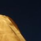 Mezcla las texturas, te dará un estilo moderno.