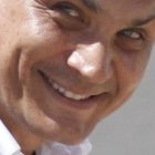  Desmiente que él haya sufrido un accidente cerebrovascular, como se divulgó en medios digitales. 