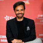  Derbez aseguró haber oído que Lyle es una buena persona. 