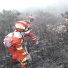Hasta la mañana de este viernes 28 de agosto trataban de apagar el incendio
