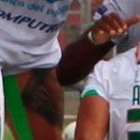 Los manabitas festejando a lo grande el gol de Carlos Almada.