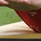 Quédate con quien te mire... como Christian Colman mira al arco contrario.