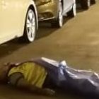 En la ciudadela Sopeña, Ángelo Méndez fue acribillado por dos sujetos. El hombre cuidaba carros. Tenía dos antecedentes penales.