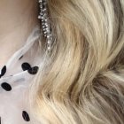 Las blusas son sus prendas preferidas