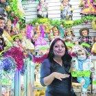 María Luisa dice que la confección temática de los trajes también 
es revelación divina.