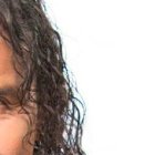 El artista no quería terminar el año sin música y decidió lanzar una canción de reflexión.