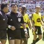 (8/09/2002) En la fecha 13 de la segunda etapa, los azucenas remontaron un 3-2 (4-3) a los toreros en los 12 minutos que adicionó el árbitro Byron Moreno.