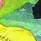 La casa de los Arias se convierte en un estadio cuando juega su equipo. En la gráfica, junto a su padre Luis y hermanos.