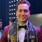 Cèar Mejía es graduado del ITV y conocido modelo en Cuenca. En la farándula se lo conoce por sus romances con chicas realities.