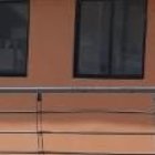 La imagen fue colocada el sábado por la mañana. El domingo apareció destrozada.