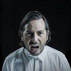 Inició en el mundo del teatro a los 19 años y desde entonces no ha parado.