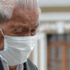 Familiares de personas de la tercera edad están preocupados por no poder  inscribirlos en el plan de vacunación.