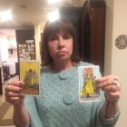 La vidente Patricia Villegas mostró las cartas para el virtual presidente electo.