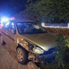 Así quedó el carro causante de dos choques la tarde de este lunes, en el sur del Puerto Principal.