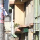 En La Ferroviaria hubo dos asesinados por una disputa de territorio. En la vereda se pintaron los nombres de los acribillados.