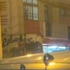 Los impactos de bala podían observarse en el carro en el que se trasladaban las víctimas.