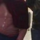 El migrante retornado y sus familiares, al momento de ser devuelto por la Policía.