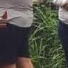 Rescatistas y curiosos en el sitio de la tragedia donde murió un policía activo.