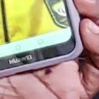 Narcisa España la madre de Kiara Rodríguez en la videollamada con su hija.