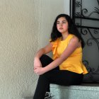 Trinidad ama la música. Estudia para perfeccionarse en esa rama.