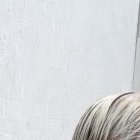 María Chugchilán llegó con comida para entregarla a sus parientes.