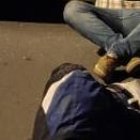 Los sospechosos chocaron contra el bordillo de la calle mientras intentaron escapar.