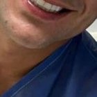 Emilio Pinargote recibiendo a su hijito.