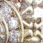 Aquí se puede encontrar el aro más grande del mundo, pesa 141 libras y querían pagar $ 6’000.000, pero no se vende. Se regatea como en la Bahía.