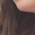 Tiene 20 años y estudia comunicación social.