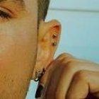 Andrés es un actor y humorista boliviano.