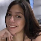 Novia le llevó el almuerzo y lo encontró con otra