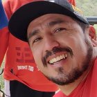 Agentes de la Comisión de Tránsito del Ecuador investigan y rastrean la ubicación del automotor causante del incidente cuyo conductor abandonó el lugar de los hechos.