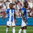 Pervis Estupiñán y Moisés Caicedo, harto fútbol ecuatoriano en Inglaterra.