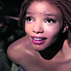 Halle Bailey es la nueva sirenita de Disney