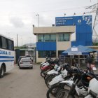 Vídeos captaron los juegos pirotécnicos en la cárcel de  Guayaquil.