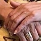 Desde la clandestinidad la exesposa del coronel habló para EXTRA y dijo que teme por su vida.