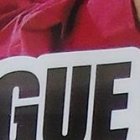 Leonela Piguave se llevó la camiseta de la Tri y posó con la copa como una campeona.