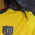 María levanta la copa mundialista, sabe que es una campeona y desde su ‘caleta’ le hará barra a la Tri.