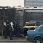 Las víctimas fueron sorprendidas en un taller mecánico del sector La Independencia.