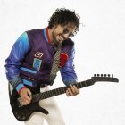 Douglas continúo con su carrera de músico. Él formó parte de tranzas.