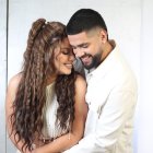 Han realizado dos presentaciones en vivo juntos.