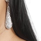 Es graduada de comunicación social. Al principio hizo varias castings para ingresar a realities, pero no tuvo la oportunidad.