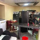 Los agentes de   Criminalística levantaron huellas dactilares de algunos objetos.