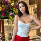 Ha estado en ‘La Triniti’, ‘3 familias’, ‘Sí se puede’ y en ‘Compañía 593’, producción por la que dejó su trabajo de presentadora del informativo ‘Última hora Ecuador’, en el canal digital Vito Tvo.