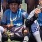 Los jugadores de la Academia del Nine Kaviedes regresaron al país tras casi un mes de una gira internacional.