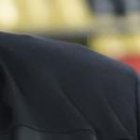 Es un todólogo, hace de todo en el arte actoral y del canto. Cuando juega el ídolo, es el primero en llegar al estadio.