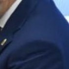 Santiago Guarderas entrega el bastón de mando de la ciudad a Pabel Muñoz, nuevo alcalde de Quito