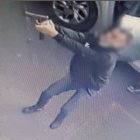 El hombre capturado es de nacionalidad extranjera.