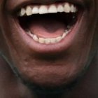 Moisés Caicedo, volante ecuatoriano del Brighton.